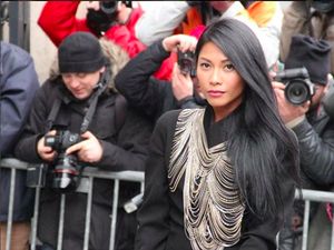 Jam Tangan Rp 15 M Bikin Heboh, Ini Penampilan Mewah Anggun Lainnya