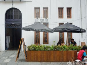 Nongkrong di Kota Tua Sambil Ngopi, Asyik Juga! Nongkrong di Kota Tua Sambil Ngopi, Asyik Juga!