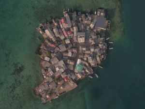 Foto: Inikah Pulau Paling Padat Penduduknya?