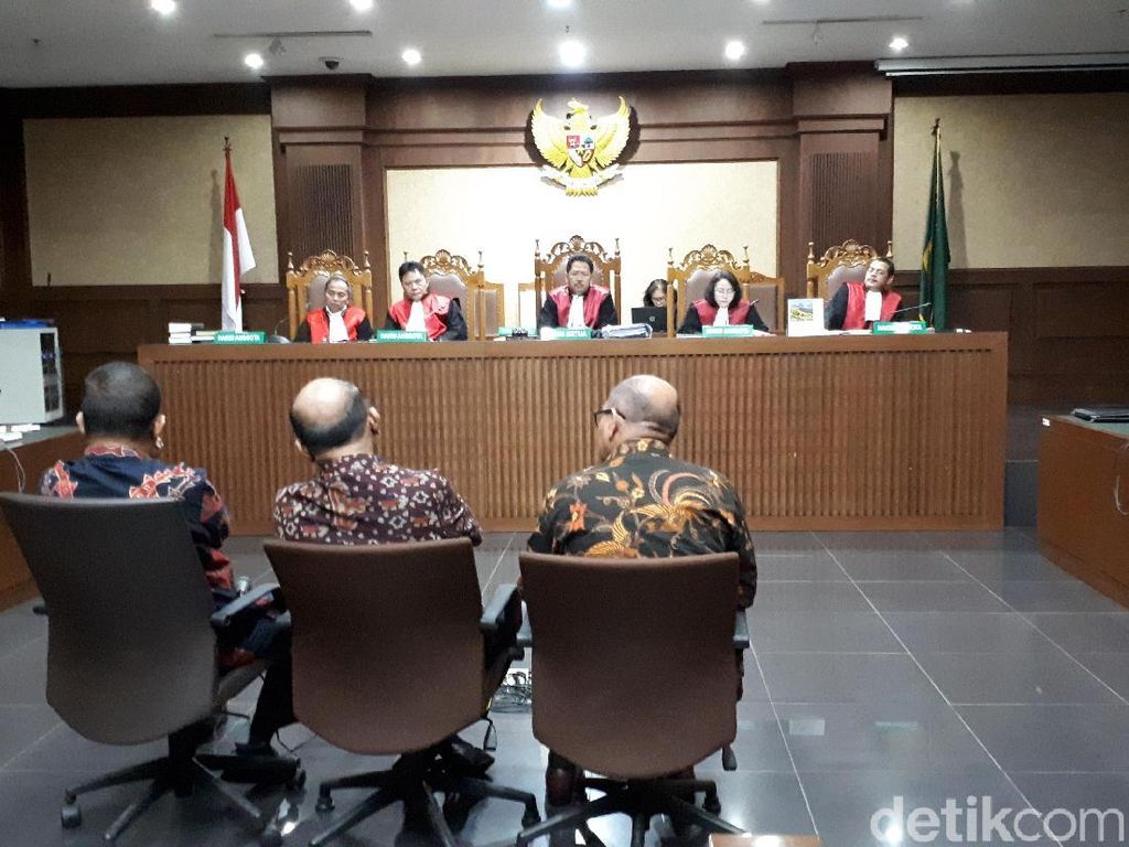 Alasan Novanto Minta 2 Politikus Golkar Jadi Saksi Meringankan Alasan Novanto Minta 2 Politikus Golkar Jadi Saksi Meringankan