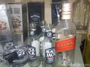 Gerebek Rumah di Ciracas, Polisi Sita Ratusan Botol Miras