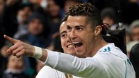 Cristiano Ronaldo merayakan gol keduanya ke gawang Girona di awal babak kedua. Ronaldo makin menakutkan di paruh kedua musim ini. (Sergio Perez/REUTERS)