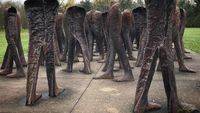 Foto: Patung Tanpa Kepala di Polandia, Unik atau Seram?