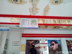 Penyewa Nekat Berjualan di Lokasi Kudus Plasa yang Terbakar