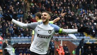 Mauro Icardi (Inter Milan) menempati posisi kedua top skorer sementara Serie A 2017/2018 lewat 26 gol, yang lima di antaranya merupakan hasil eksekusi penalti. (Foto: Paolo Rattini/Getty Images)