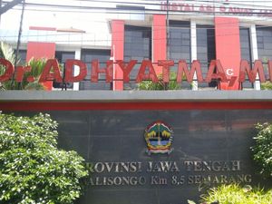 Keluarga Tak Kenal Pria Bergolok yang Serang Pengurus NU Kendal Keluarga Tak Kenal Pria Bergolok yang Serang Pengurus NU Kendal