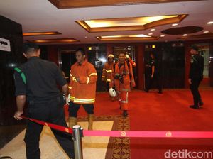 Asap di Gedung DPR Berasal dari Ruangan Fahri Hamzah