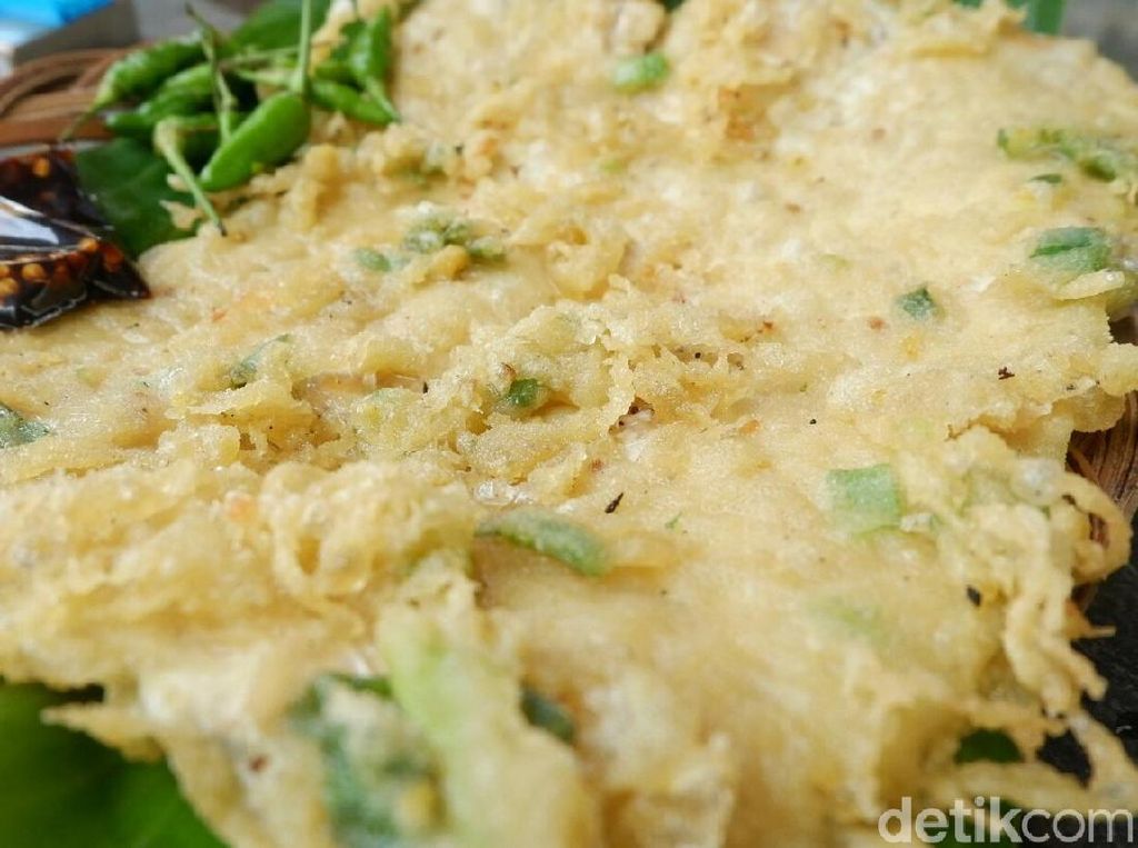 Ini Tempe Mendoan Jumbo dari Banjarnegara yang Asyik Dimakan Ramai-ramai Ini Tempe Mendoan Jumbo dari Banjarnegara yang Asyik Dimakan Ramai-ramai