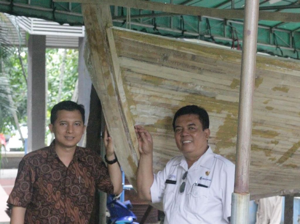 Alternatif Kapal Kayu, ITS Kembangkan Kapal dari Bambu