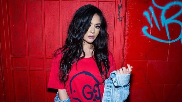 Gaya Memesona Kim Lee, Wanita yang Dijuluki Kim Kardashian Asia