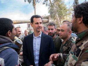 Pesan Assad untuk Pasukan Suriah: Kemenangan Sudah Dekat Pesan Assad untuk Pasukan Suriah: Kemenangan Sudah Dekat