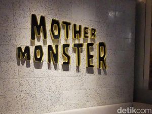 Bersantap Ditemani Interior Unik ala Mediterania-Futuristik di Mother Monster