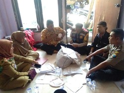 Teka-teki Penaruh Karung Berisi 643 KIP di Tempat Laundry