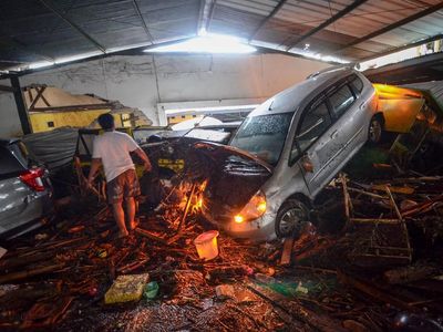 Begini Dahsyatnya Terjangan Banjir Bandang di Cicaheum