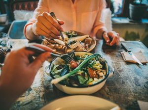 6 Kombinasi Makanan yang Beracun Bagi Tubuh Jika Dikonsumsi Bersamaan