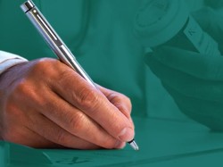 10 Meme Tentang Ancurnya Tulisan Dokter Ini Bikin Ketawa