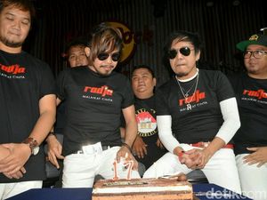 Mengenang Album 1000 Bulan Radja yang Dirilis Ramadan 2006 Mengenang Album 1000 Bulan Radja yang Dirilis Ramadan 2006