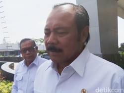 Wantimpres Kunjungi RSAL Surabaya, Cek Atap Runtuh?