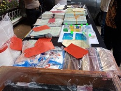 Begini Cara Membedakan Materai Asli dan Palsu