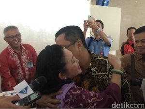 Foto: Mesranya Titiek-Mahyudin di Tengah Ribut Kursi Pimpinan MPR Foto: Mesranya Titiek-Mahyudin di Tengah Ribut Kursi Pimpinan MPR