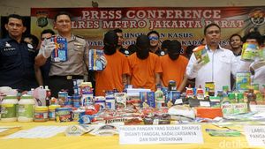 Ini Makanan Kedaluwarsa yang Diamankan di Jakarta Barat