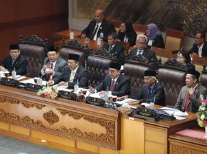 Taufik Kurniawan Tersangka, Ini Kajian DPR soal Posisi Pimpinan