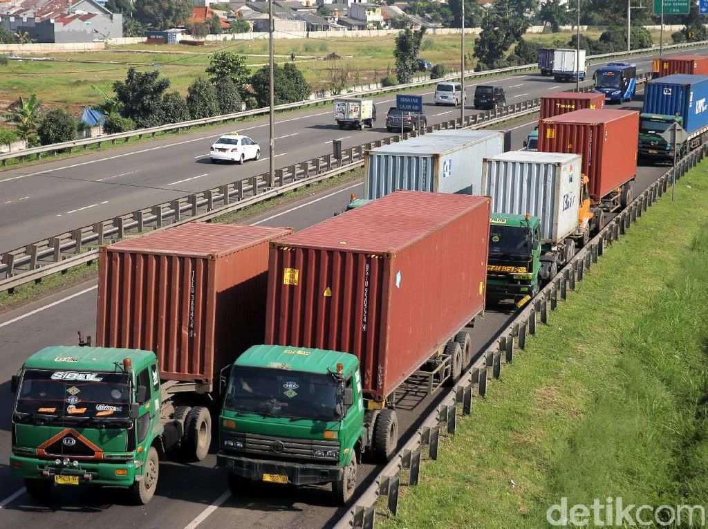 Jokowi Mau Turunkan Tarif Tol, untuk Truk Jadi Berapa? Jokowi Mau Turunkan Tarif Tol, untuk Truk Jadi Berapa?
