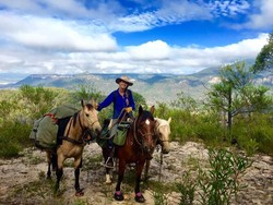 Kisah Wanita Naik Kuda Keliling Australia