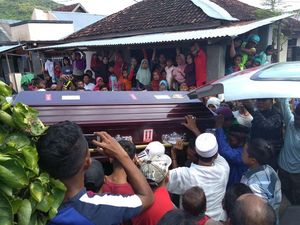 TKI yang Tewas di Malaysia Tiba di NTB, Diduga Dibunuh