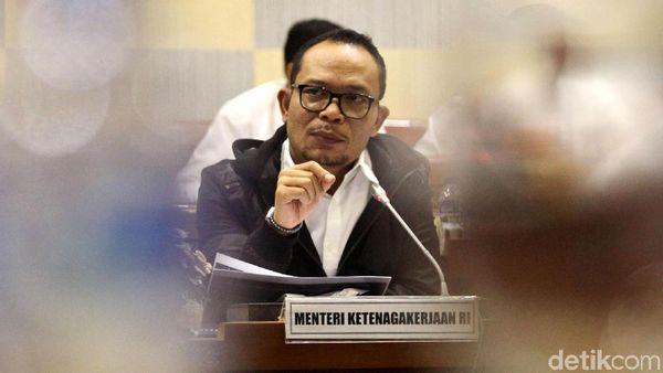 Menaker dan DPR Bahas TKI yang Dipancung di Arab Saudi Menaker dan DPR Bahas TKI yang Dipancung di Arab Saudi