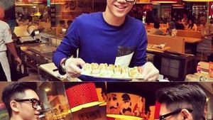 Ini Gaya si Ganteng Brandon Salim Makan Sushi hingga Es Krim