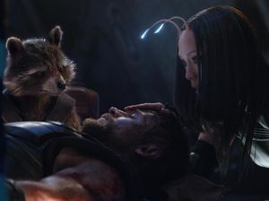Kenakan Korset di Infinity War, Begini Kata Nebula hingga Mantis
