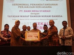 Bank Mega Syariah Permudah Nasabah Berwakaf, Begini Caranya