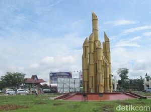 Mengenal 11 Tokoh Kalbar yang Diabadikan di Tugu Digulis