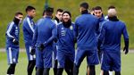 Halo Manchester! Messi Datang