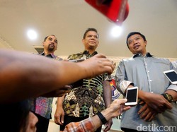 Imam Nahrawi dan Berlinton Siahaan memberikan keterangan pers terkait pertemuan.