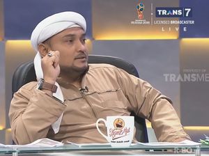 Bela Rizieq, Novel Bamukmin Bicara Kriminalisasi Aktivis dan Ulama