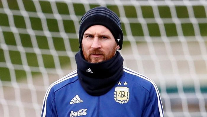Lionel Messi sedang dalam kondisi yang tidak fit di ajang uji coba internasional. (Foto: Jason Cairnduff/Action Images via Reuters) Lionel Messi sedang dalam kondisi yang tidak fit di ajang uji coba internasional. (Foto: Jason Cairnduff/Action Images via Reuters)