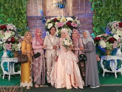 Potret Bahagia Anies dan Jokowi yang Undangan Pernikahannya Viral
