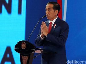 Driver Ojol Curhat Perang Tarif, Jokowi Minta Menhub Cari Solusi Driver Ojol Curhat Perang Tarif, Jokowi Minta Menhub Cari Solusi