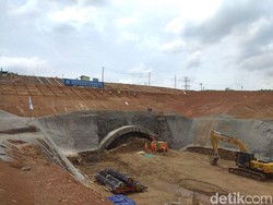 Proyek Kereta Cepat JKT-BDG akan Rampung 2020, Molor Setahun