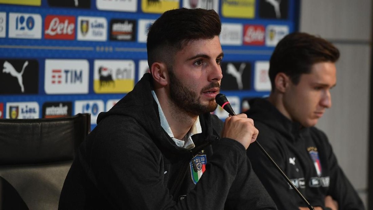 Patrick Cutrone antusias menyambut duel melawan Lionel Messi (Foto: Claudio Villa/Getty Images)