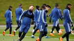Halo Manchester! Messi Datang