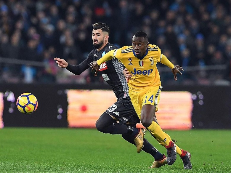 Matuidi: Persaingan Juve-Napoli Akan Berlangsung Sampai Laga Terakhir Matuidi: Persaingan Juve-Napoli Akan Berlangsung Sampai Laga Terakhir