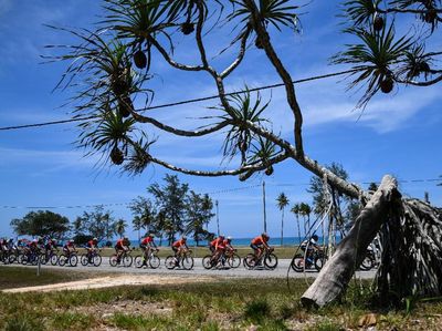 Separuh Perjalanan Tour de Langkawi 2018