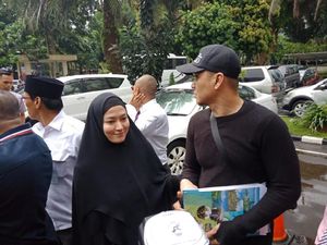 Dilimpahkan ke Kejari Bekasi, Lyra Virna Tak Langsung Ditahan? Dilimpahkan ke Kejari Bekasi, Lyra Virna Tak Langsung Ditahan?