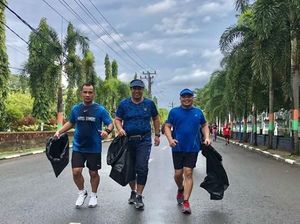 Berbagai Motivasi Unik Melakukan Olahraga Sambil Pungut Sampah Berbagai Motivasi Unik Melakukan Olahraga Sambil Pungut Sampah