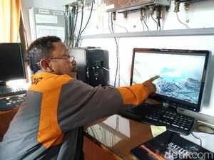 Gunung Ijen Masih Ditutup, BKSDA Tunggu Hasil PVMBG