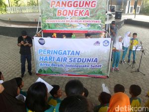 Siswa SD di Banyumas Peringati Hari Air Sedunia Siswa SD di Banyumas Peringati Hari Air Sedunia