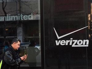 Ancam Keamanan, Operator AS Dilarang Pakai Alat Huawei dan ZTE Ancam Keamanan, Operator AS Dilarang Pakai Alat Huawei dan ZTE